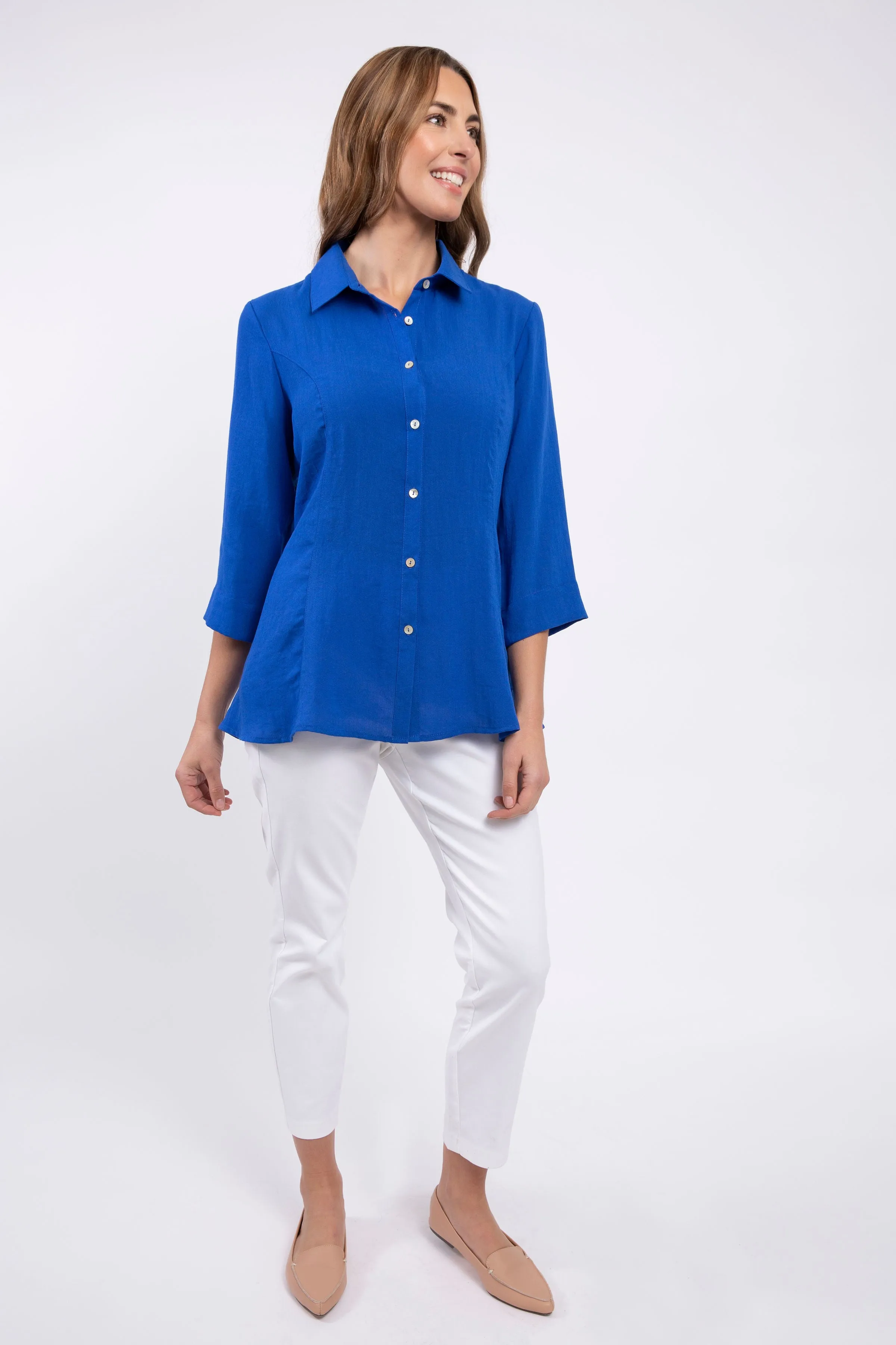 AA224 - Veronica Button-Up Linen Blouse