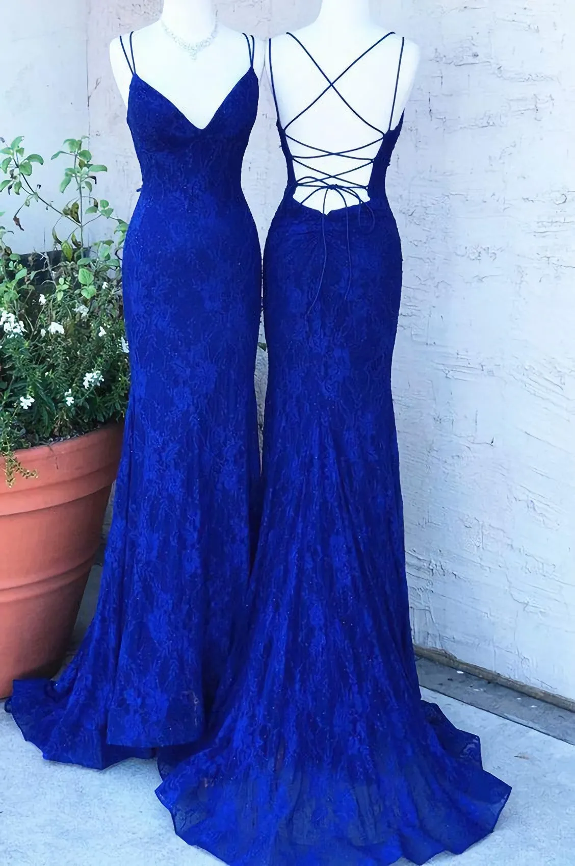 Elegant Mermaid Royal Blue Lace Long Prom Dress With Lace Up Back 2025 Long Prom Dress