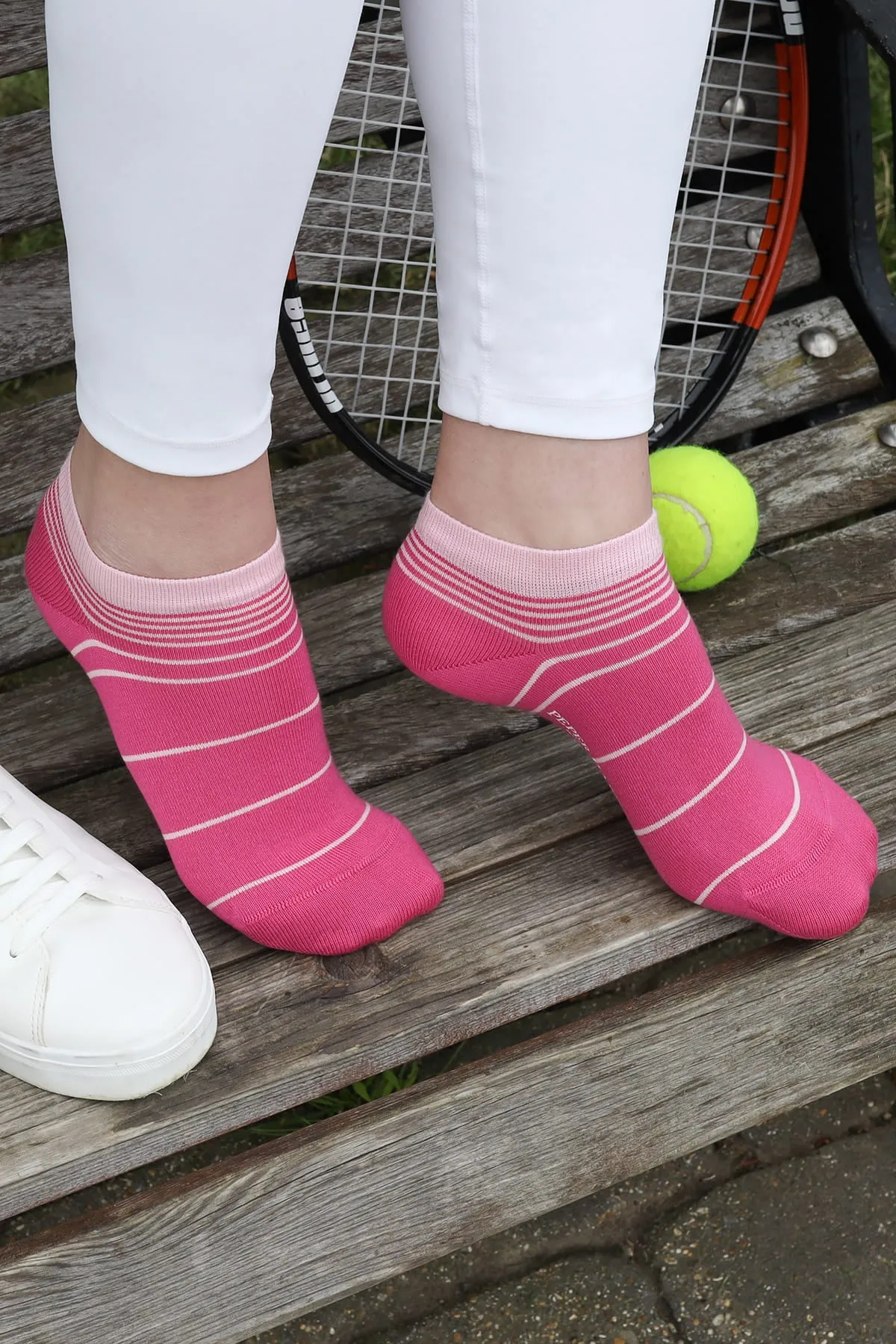 Retro Stripe Women's Trainer Socks - Pink